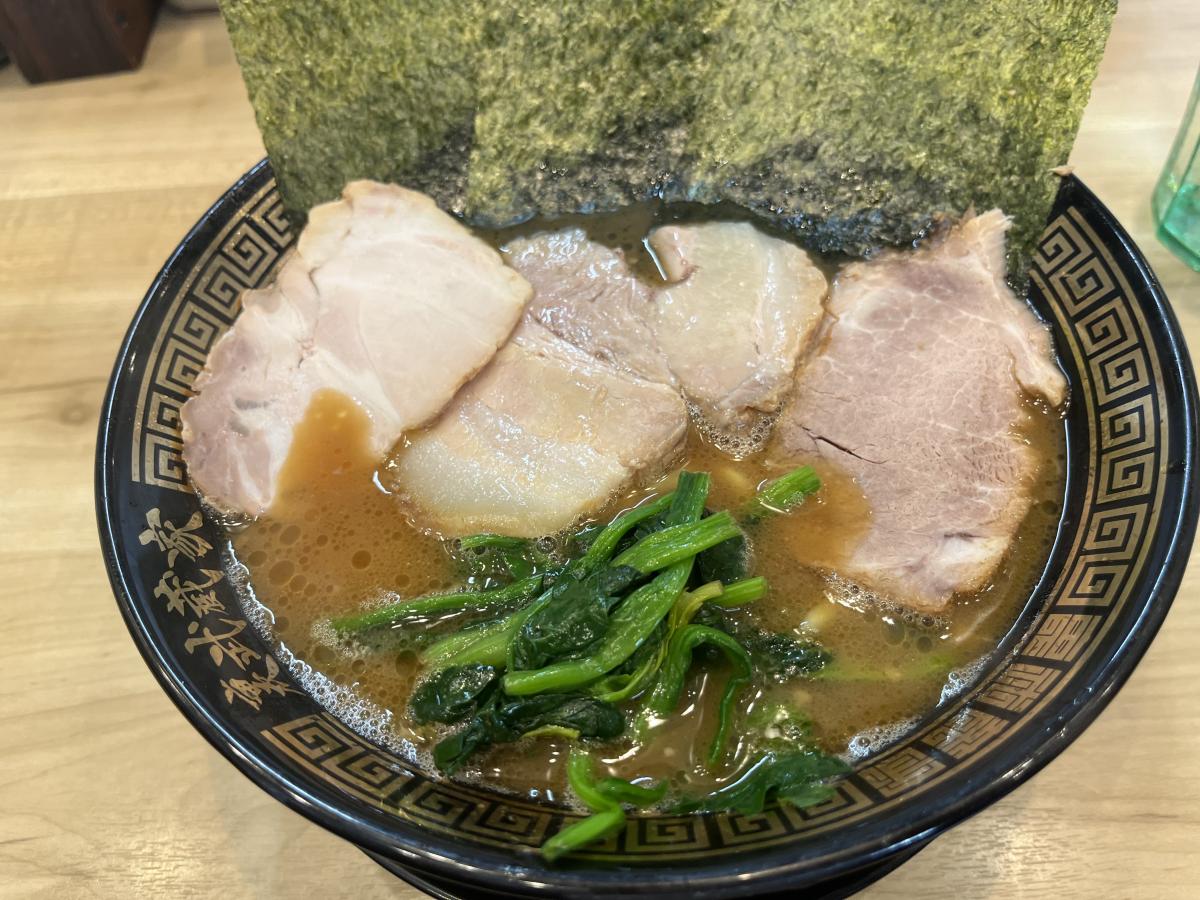 横浜ラーメン 裏武蔵家