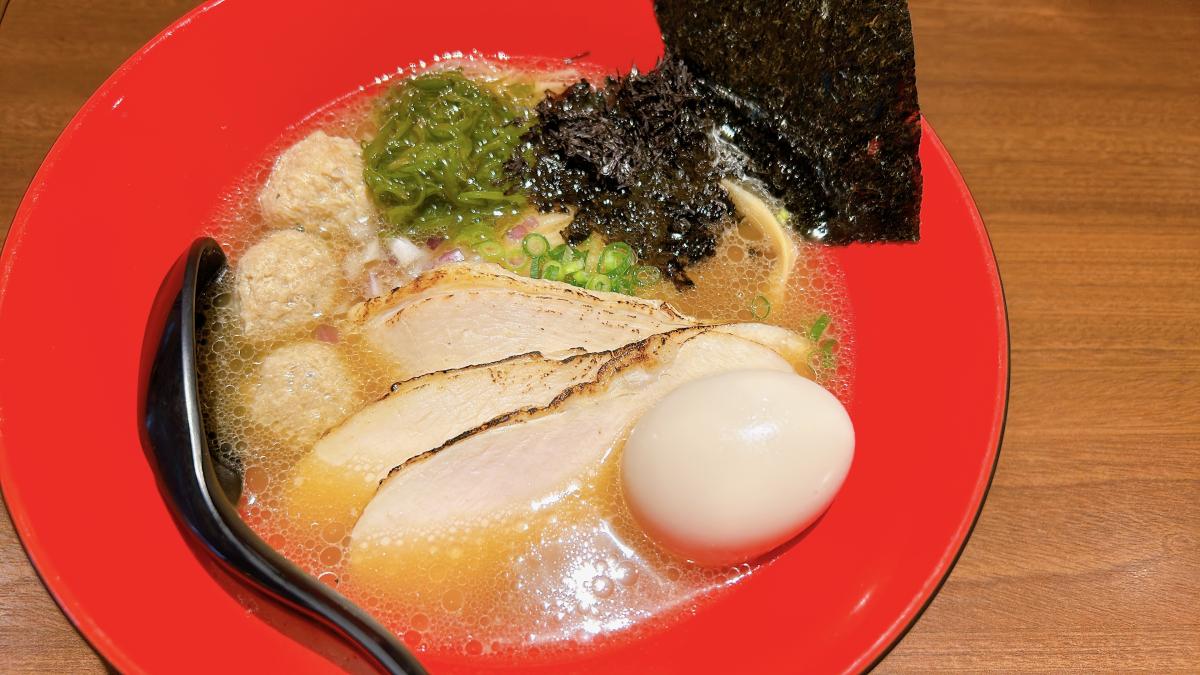 濃厚鶏そば シロトリコ